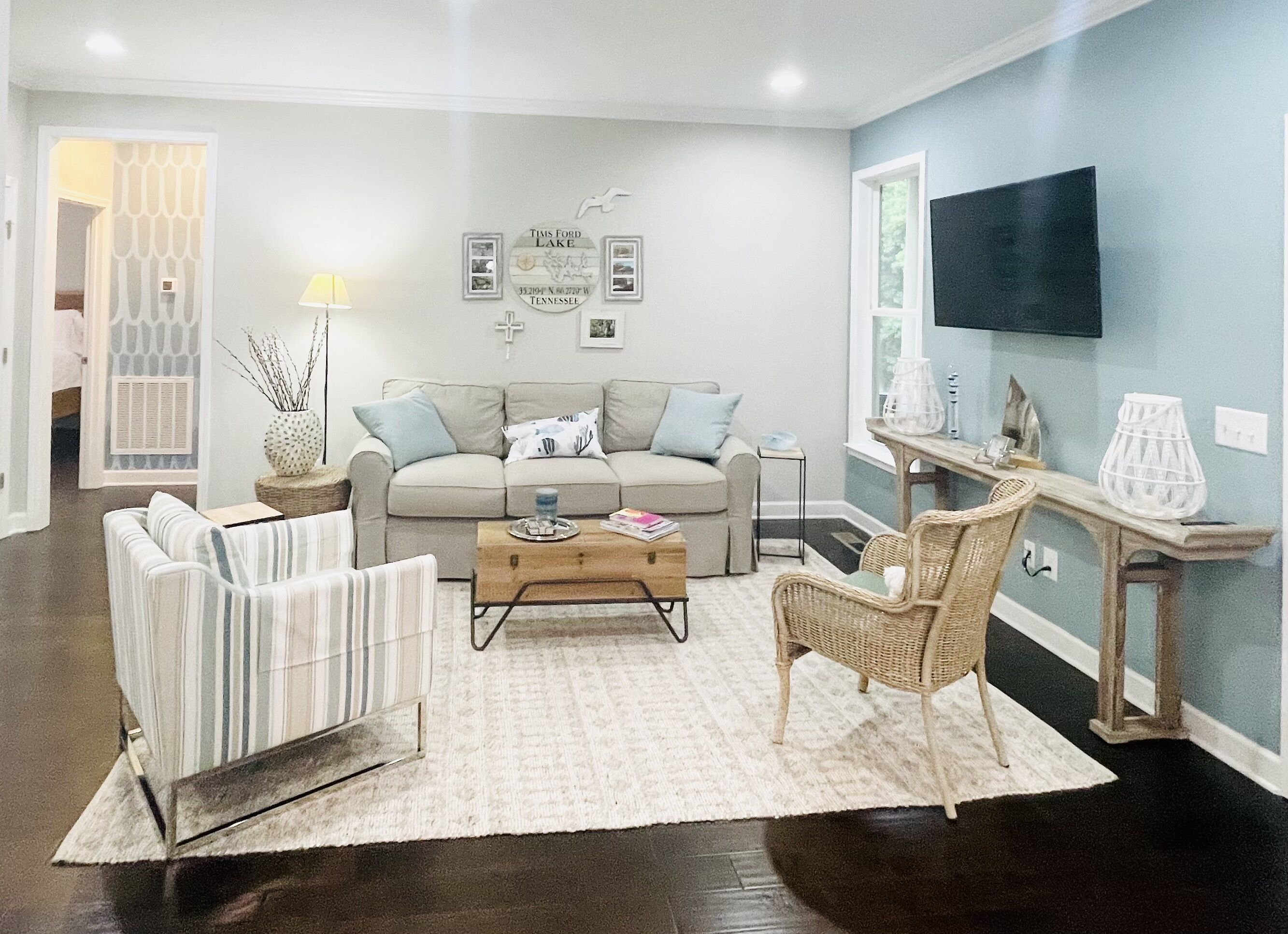 Holiday Cottage at Tim's Ford Lake next to Marina and Restaurant