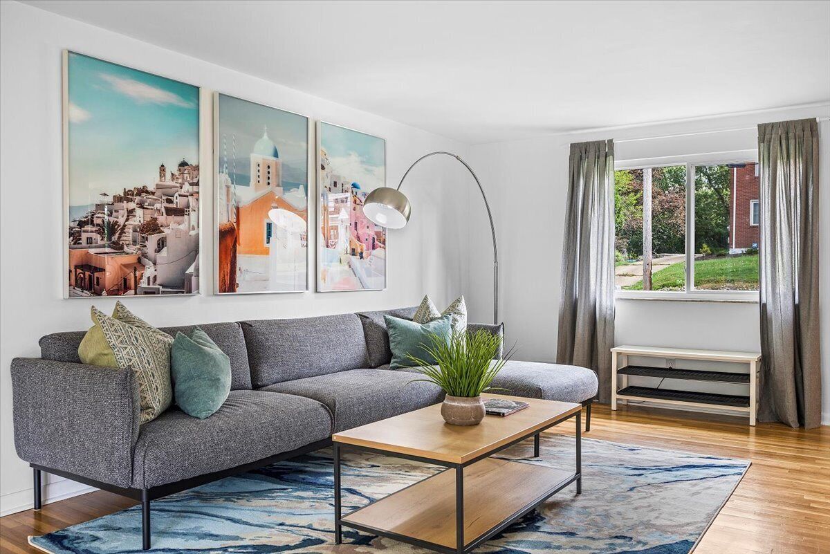 Stylish & Bright 4Bdrm House on Mt Troy/Pittsburgh