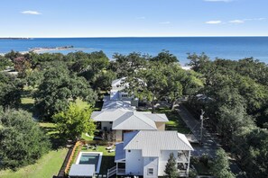 Exterior - Beach Bungalow - Private Pool + Steps to the Beach + Walkable to Town  (Bay St. Louis)