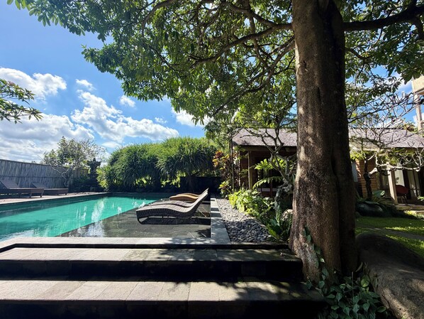 Piscine extérieure