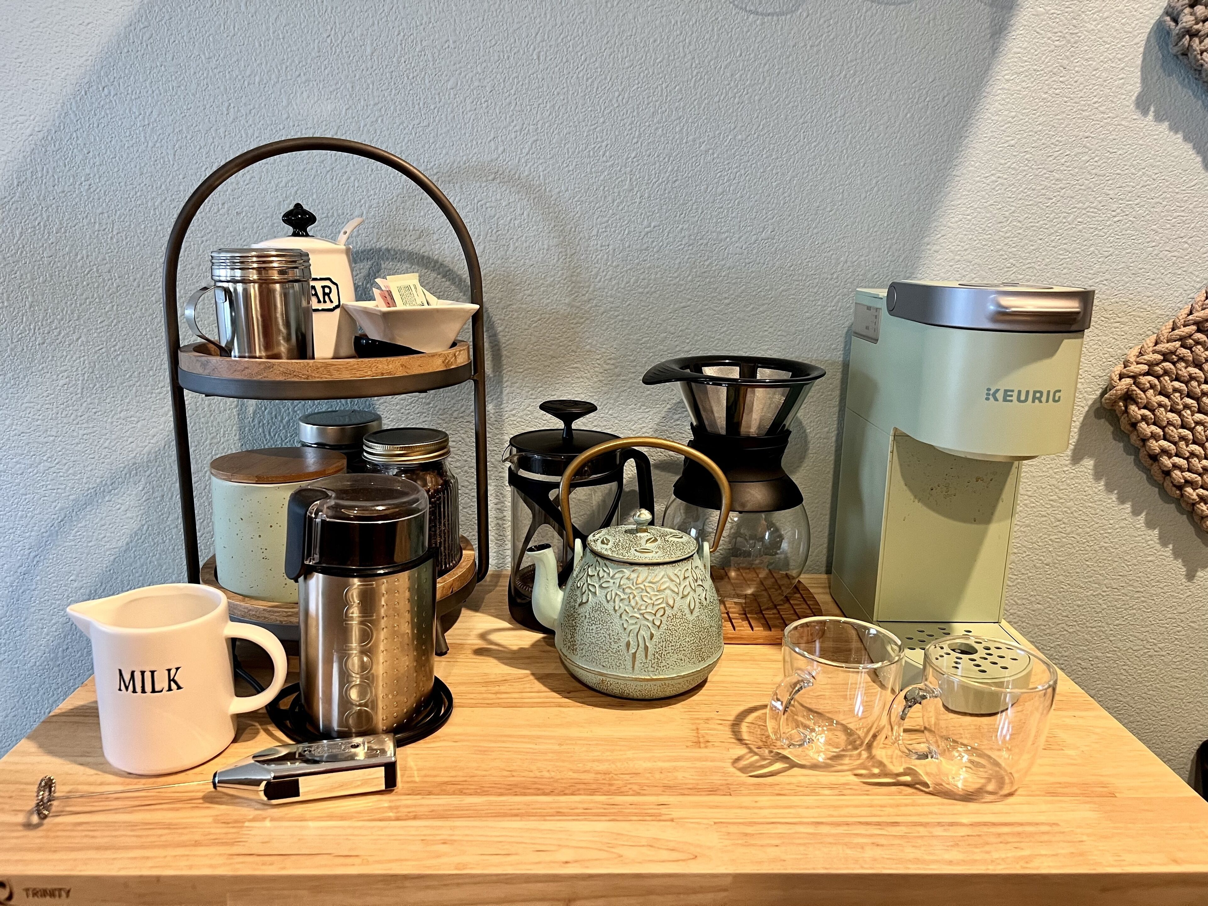 Partial ocean view ~ 1 BR at Beach ~ Hot tub