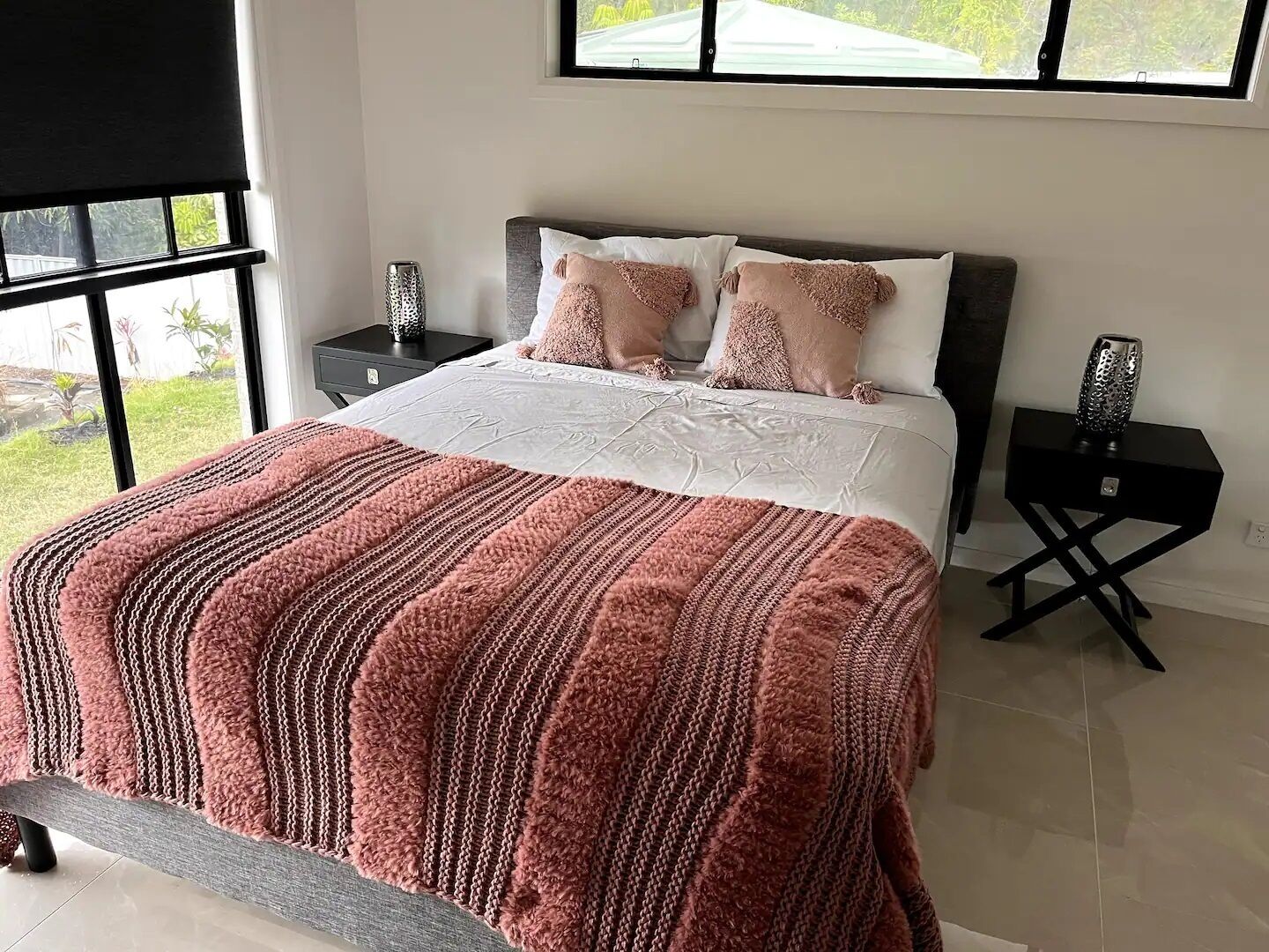 Quality acreage home kangaroos in the front yard!