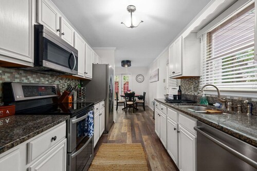 The Charming Retreat at At Cascade on the creek