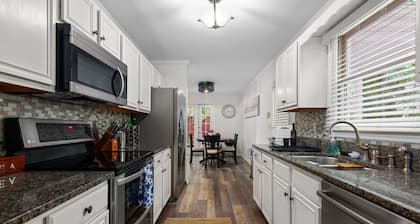 The Charming Retreat at At Cascade on the creek