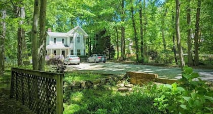 The Charming Retreat at At Cascade on the creek