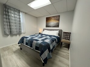 2 bedrooms, desk, iron/ironing board, free WiFi