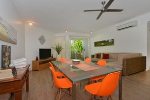 Interior - Seascape Holidays Apartments at Beaches Deluxe Two Bedroom (Douglas)