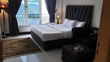 Executive Room | Rollaway beds, WiFi, bed sheets