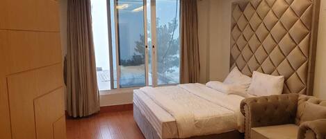 Exclusive Room