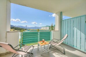 Family Apartment, 1 Bedroom (Teleo 82 Ski In - Ski Out 50m) | Balcony - Villaggio Olimpico (Sestriere)
