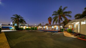 Exterior - 22 on Bowen Motel (Roma)