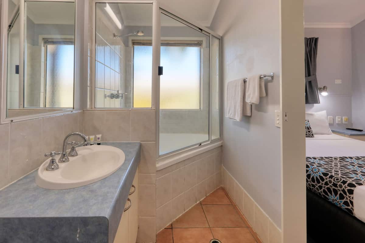 Chambre Double Deluxe | Salle de bain