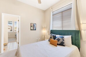 4 chambres, fer et planche à repasser, accès au Wi-Fi (inclus)