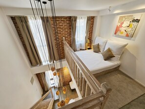 Loft | Premium bedding, memory foam beds, in-room safe, free WiFi - The Nanee (Bhaktapur)