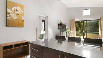 Apartment (3 Bedrooms) | Private kitchen