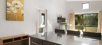 Links 2146 by HostAgents