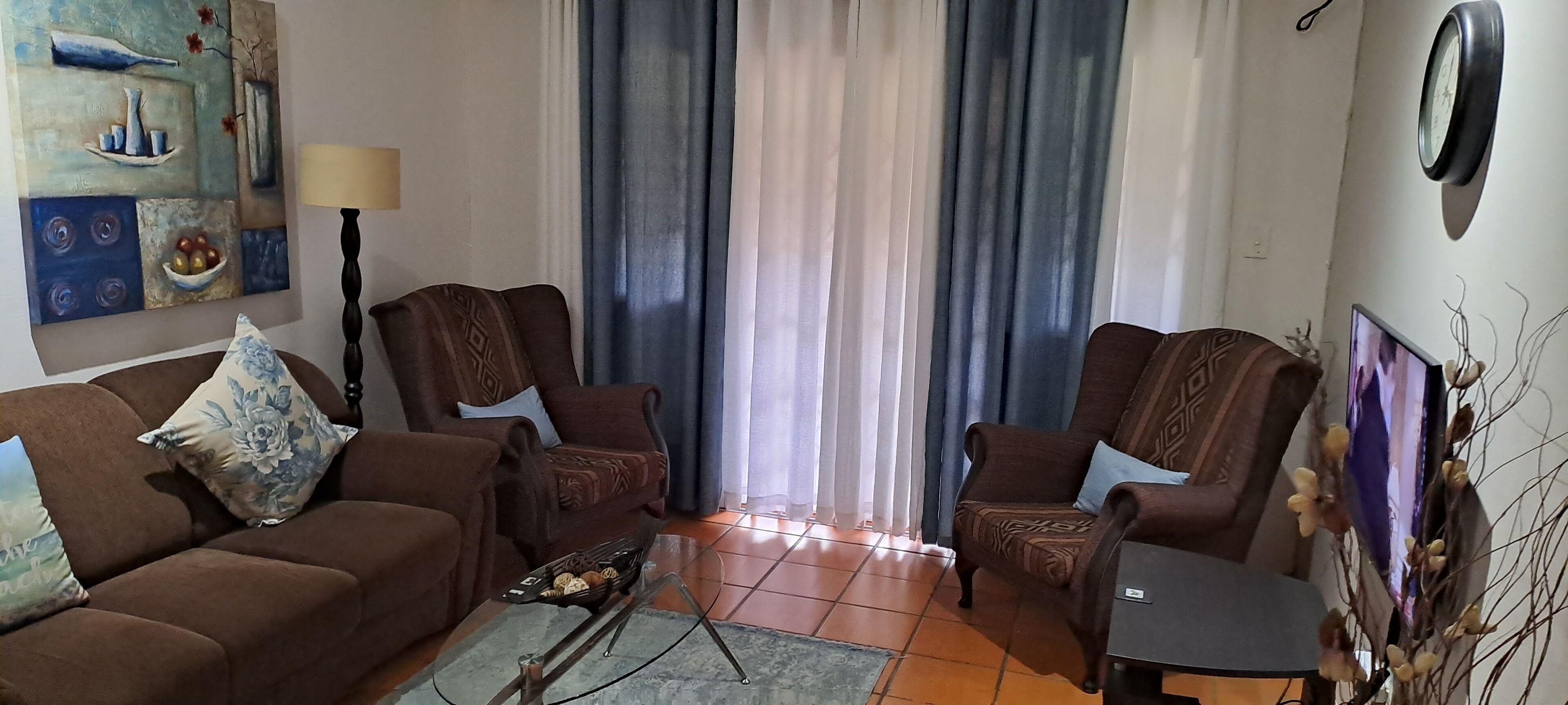 Family friendly apartment, with fantastic views of the Pool, Lagoon and Gardens.