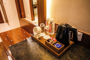 Deluxe Room | In-room safe, desk, laptop workspace, blackout curtains