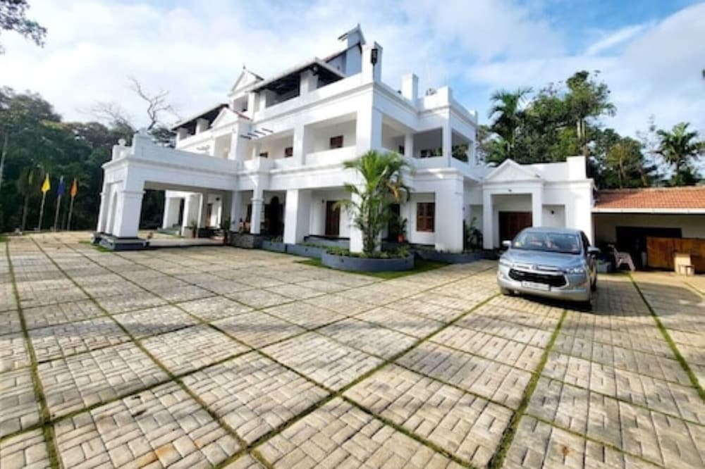 Orange Valley Plantation Holiday Coorg