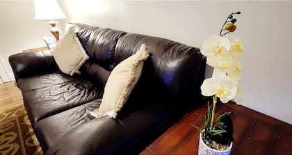1-bedroom private home just 4 minutes to Lucas Oil Stadium