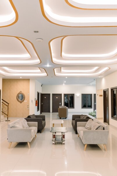 Grand Sahman Hotel