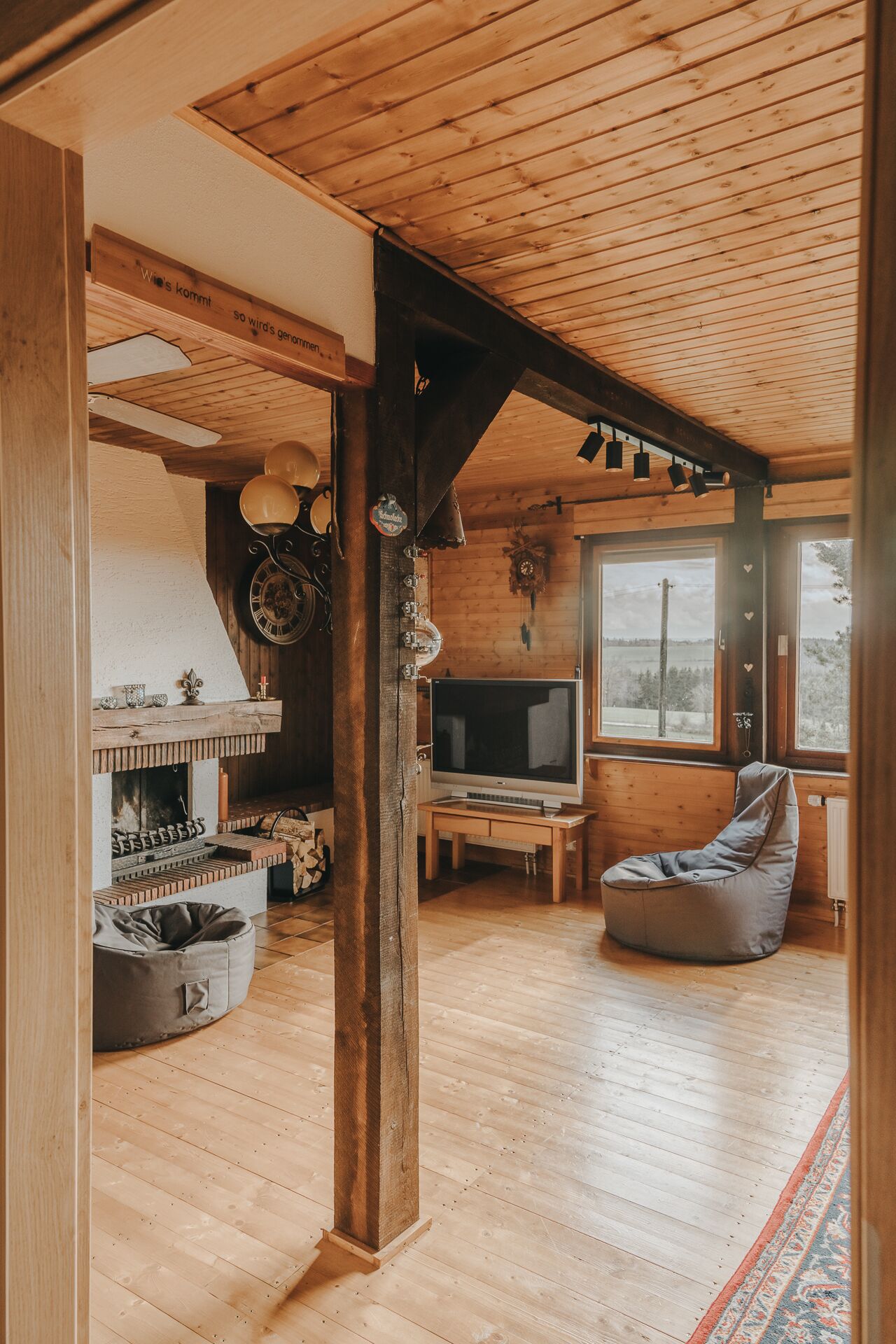 TV connectée, cheminée