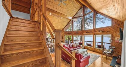 Sunset Chalet: Perfect Private Getaway!
