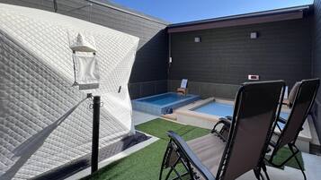 Free toiletries, hair dryer, slippers, bidet