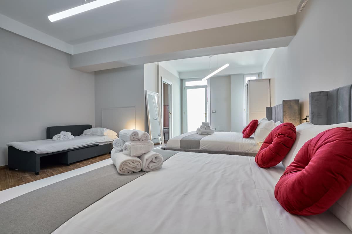 Family Room, Garden View | 1 bedroom, Egyptian cotton sheets, premium bedding, down duvets