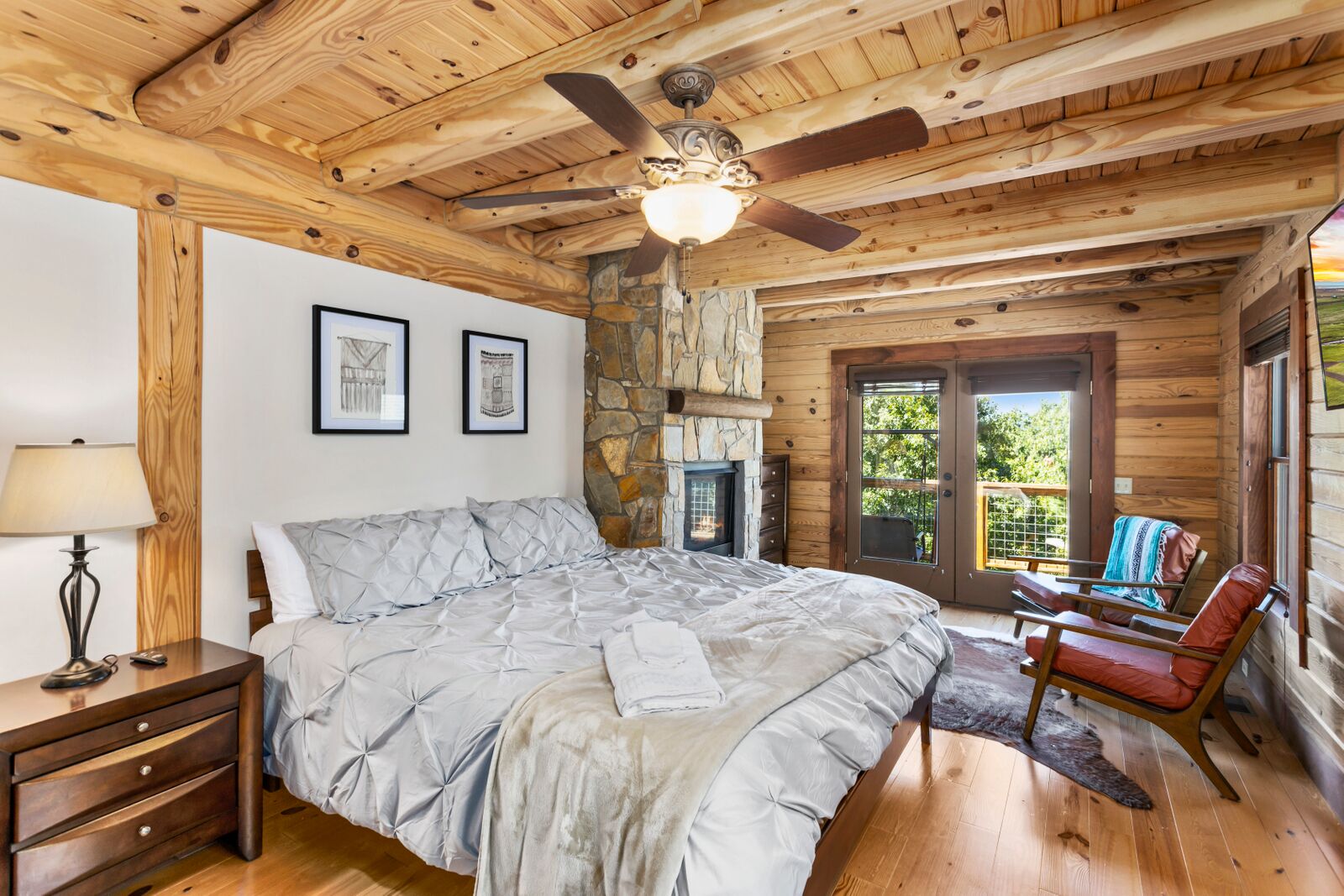 Private Cabin in Gated Community