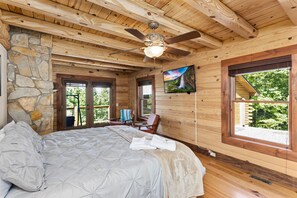 5 slaapkamers, een strijkplank/strijkijzer, wifi, beddengoed