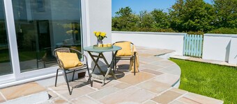 Ynys Las -  a sea view that sleeps 4 guests  in 2 bedrooms