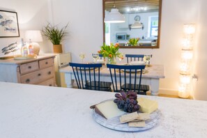 Dining - Ysgubor Wennol (Swallow Barn) - a cosy fire that sleeps 4 guests in 2 bedrooms (Llanfairpwll)