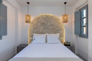Deluxe Suite with Spa Bath