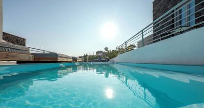 BlackStone Luxury Suites