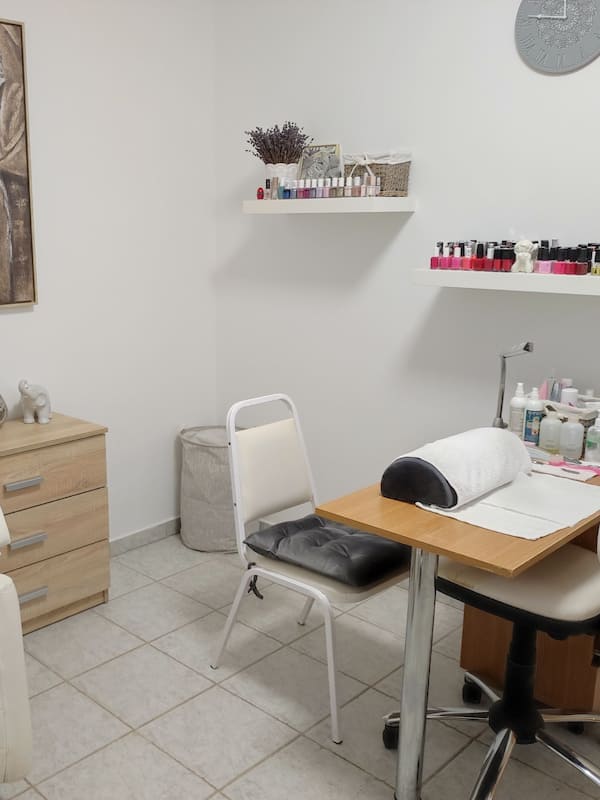 Sauna seca, banheira de hidromassagem, banhos de lama, hidroterapia