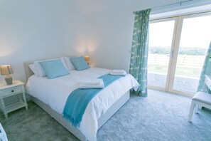 4 bedrooms, iron/ironing board, travel cot, free WiFi