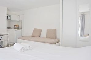 1 bedroom, in-room safe, iron/ironing board, travel crib