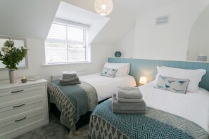 4 bedrooms, iron/ironing board, travel crib, free WiFi