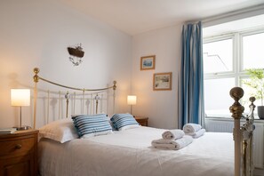 3 chambres, fer et planche à repasser, lit parapluie, Wi-Fi gratuit
