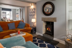 Télévision, cheminée