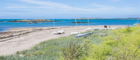 Na praia