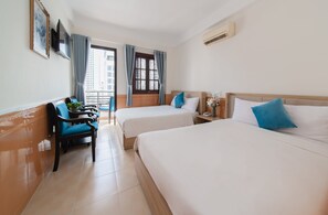 In-room safe, desk, blackout drapes, iron/ironing board - StarLight Nha Trang (Nha Trang)
