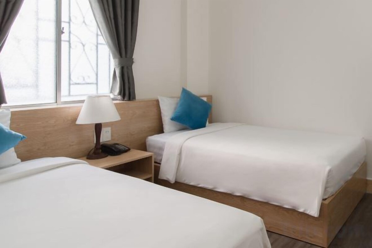 In-room safe, desk, blackout drapes, iron/ironing board (on request)