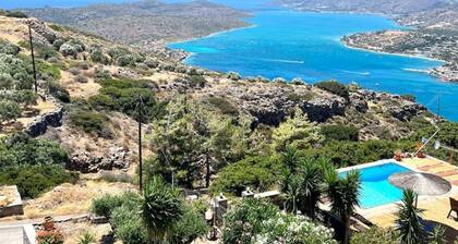 Beautiful Villa Helios with stunning sea view!