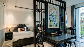 1 bedroom, minibar, desk, laptop workspace