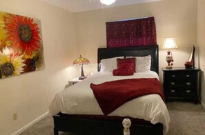 3 bedrooms, iron/ironing board, free WiFi, bed sheets