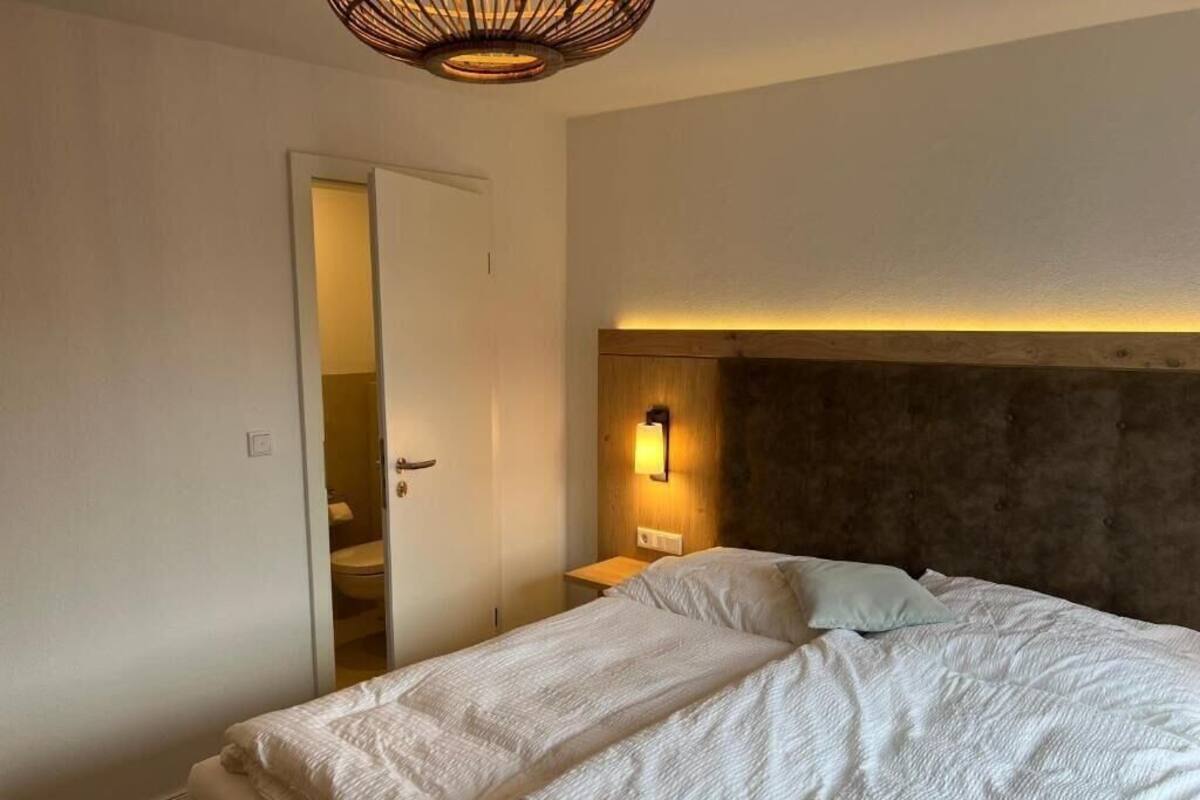 Family Room | 1 bilik tidur, meja, ruang kerja komputer riba, Wi-fi percuma