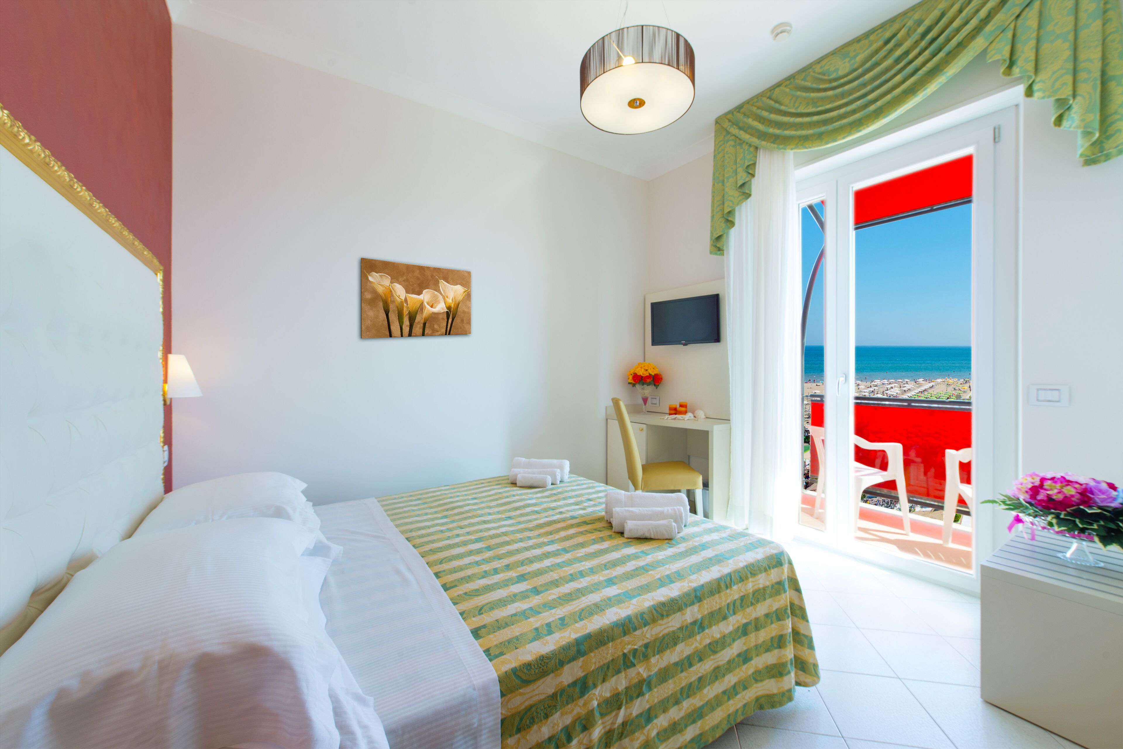 Photo - Hotel Ariane - BEACHFRONT, XXL Breakfast & Sea View