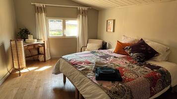 3 Schlafzimmer, BĂŒgeleisen/BĂŒgelbrett, kostenloses WLAN, BettwĂ€sche